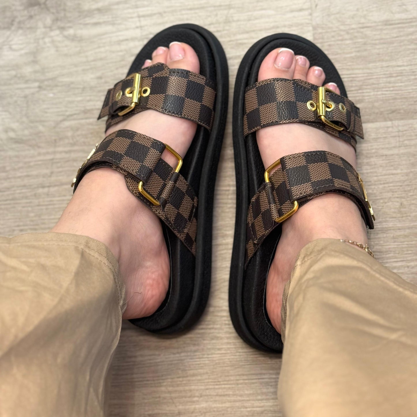 SANDALIAS CLOE