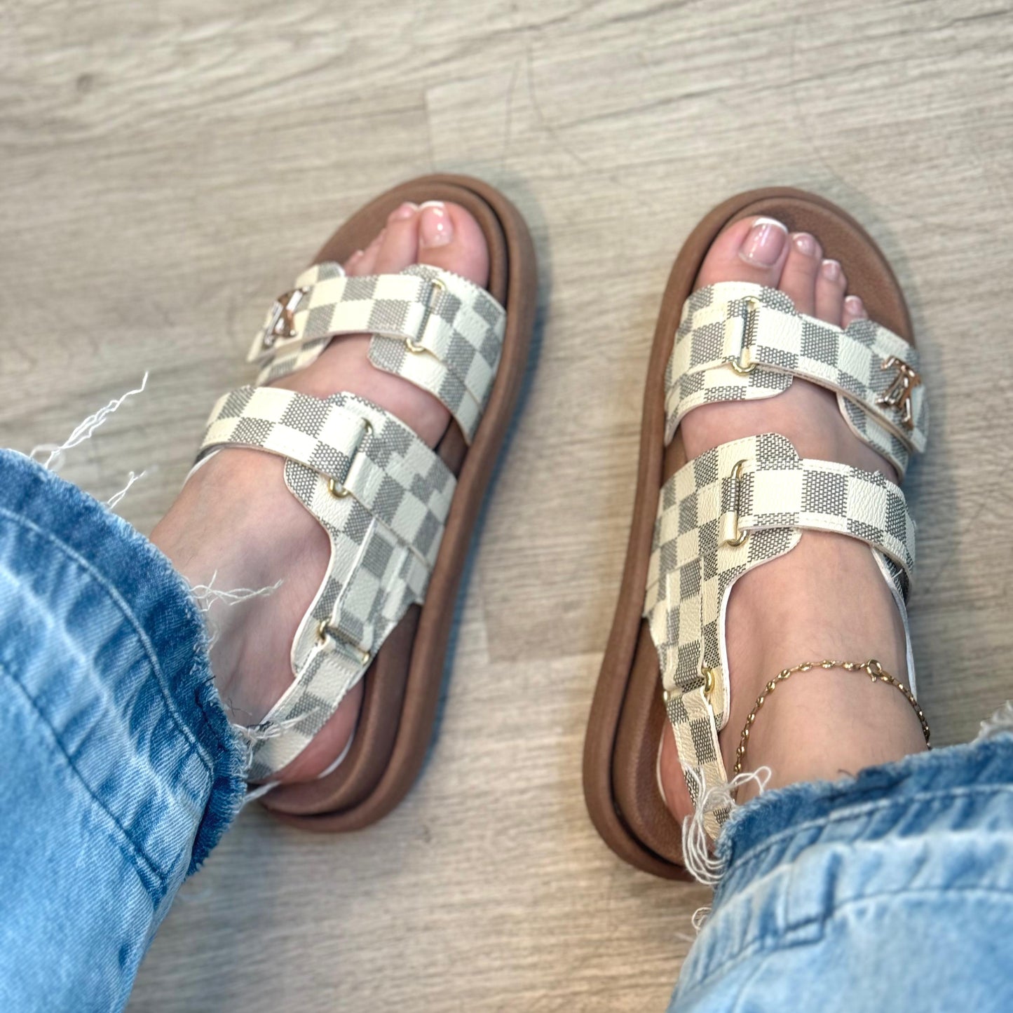 SANDALIAS AMBAR