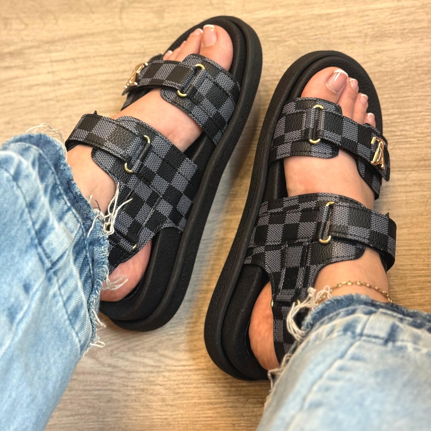 SANDALIAS AMBAR