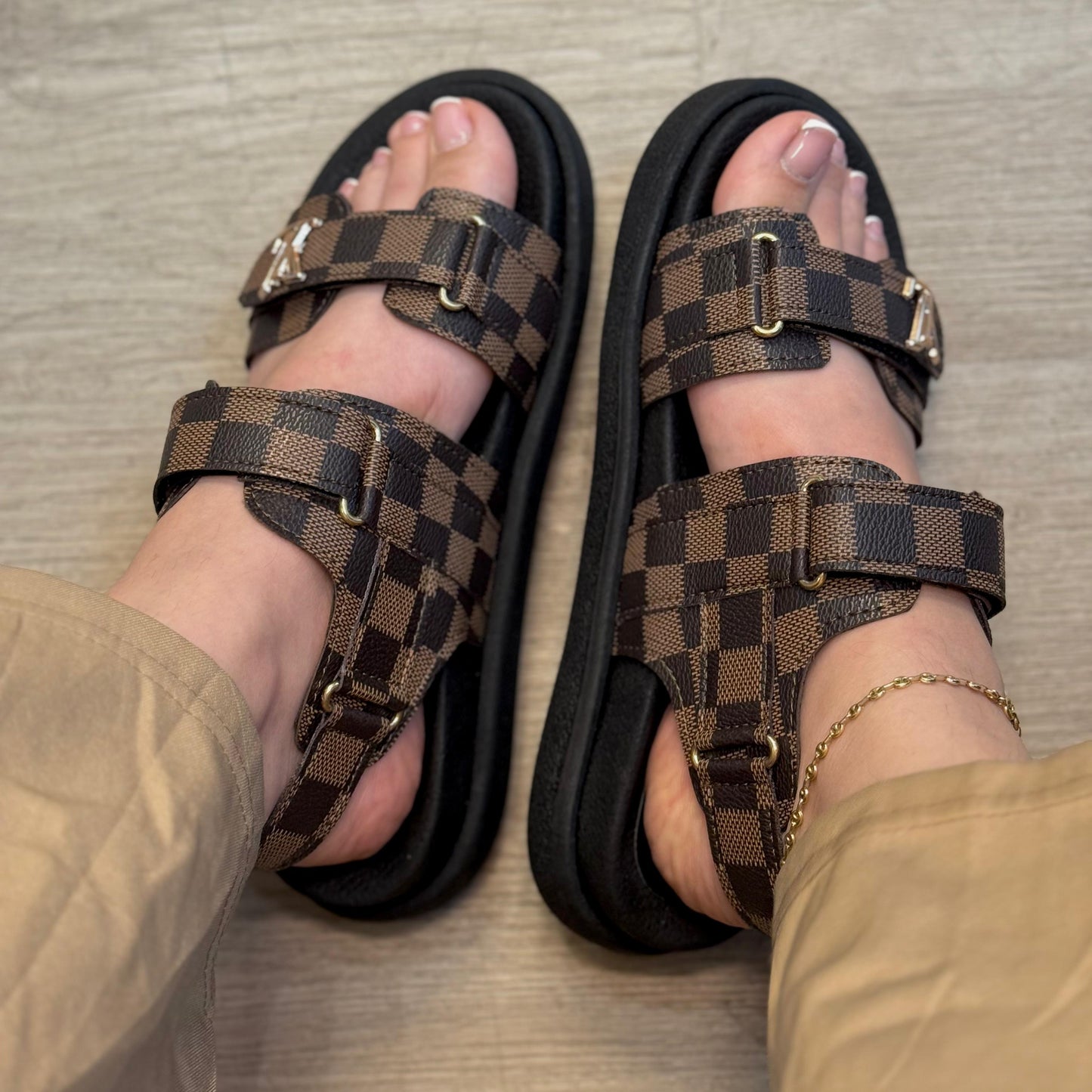 SANDALIAS AMBAR